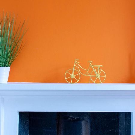Canterbury Hidden Gem Apartment Bagian luar foto
